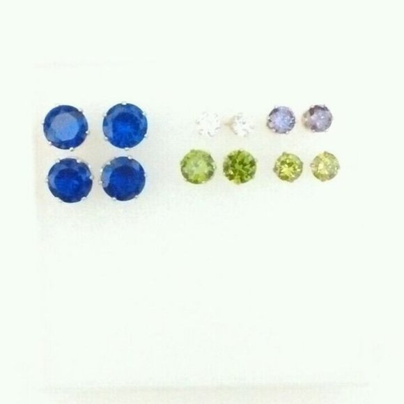 ⚡3/$20⚡ 6 Pairs Of Stud Earrings NEW - Picture 1 of 4